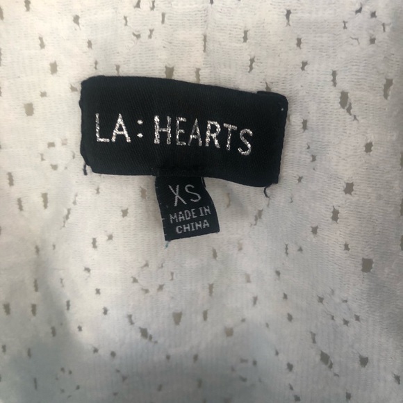 La Hearts Chambray Crop Top - Picture 4 of 5